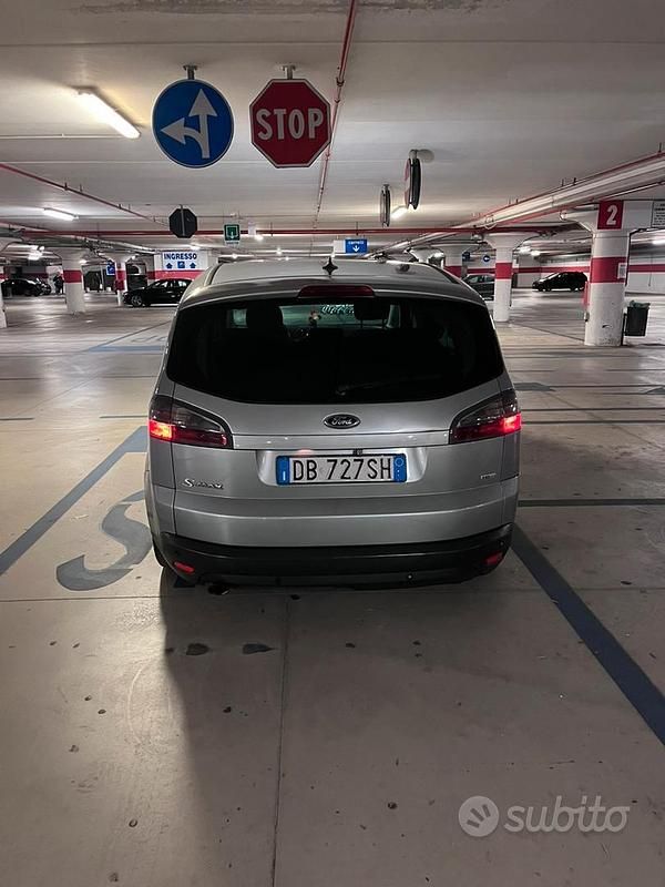 Usata Ford S-MAX S 140 CV (102 kW) 2006 Grigio Monovolume
