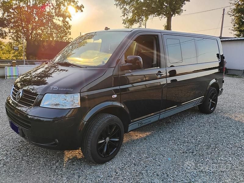 Usata 2010 VW Caravelle Monovolume | 19.500 € - Immagine 1/4