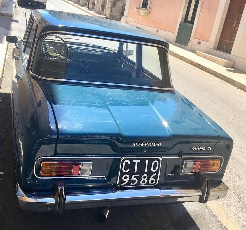 Usata Alfa Romeo Giulia Ti 92 CV (67 kW) 1964 Blu/azzurro