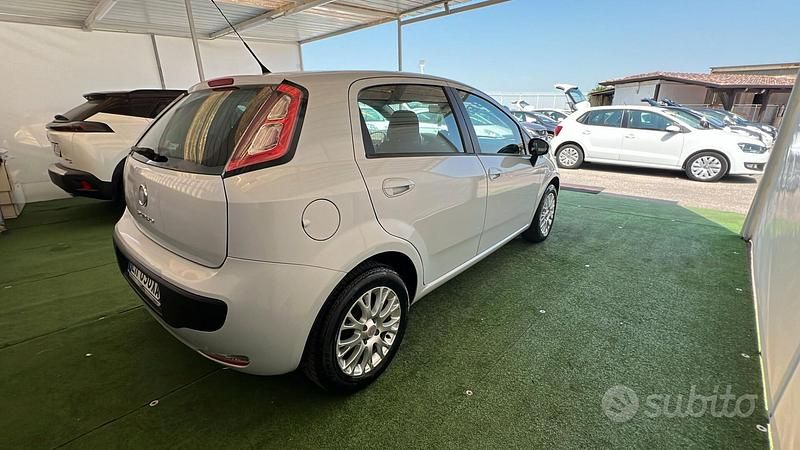 Usata Fiat Punto Evo 70 CV (51 kW) 2011 Grigio Utilitaria