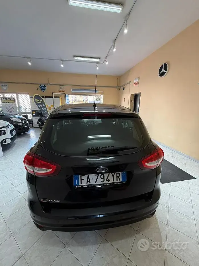 Usata Ford C-MAX Titanium 120 CV (88 kW) 2015 Nero Monovolume