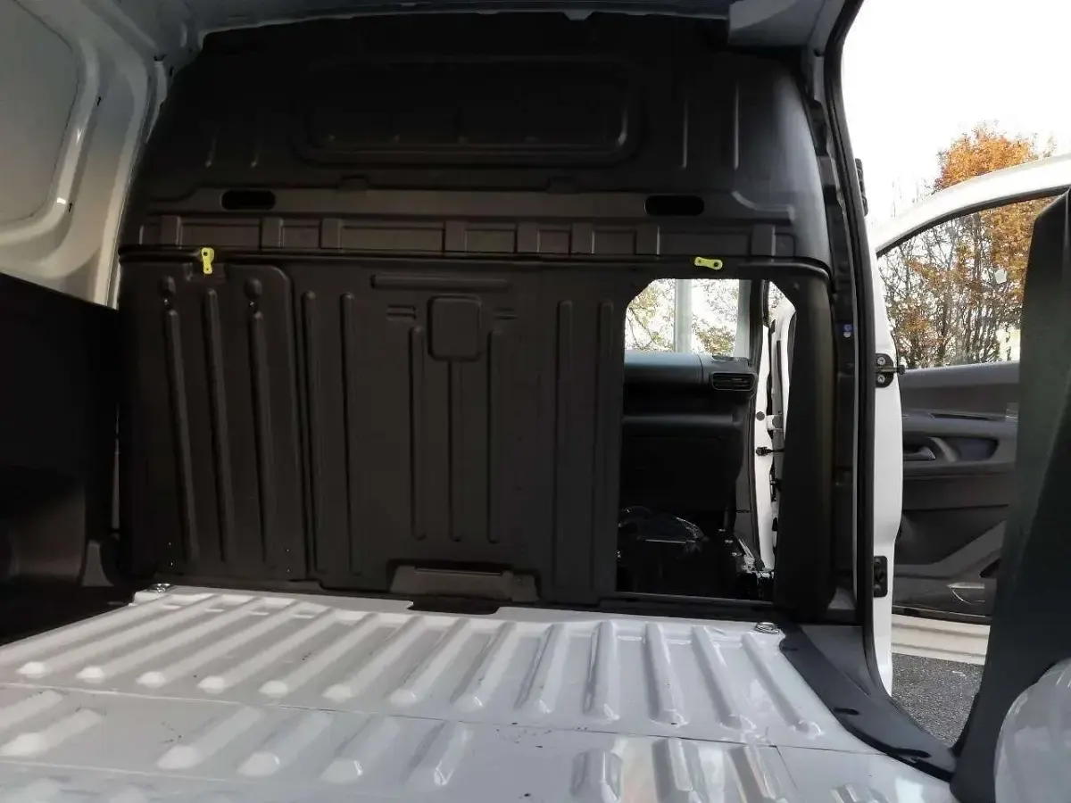Nuova Opel Combo S 102 CV (75 kW) 2026 Kaolin white: pastello Monovolume