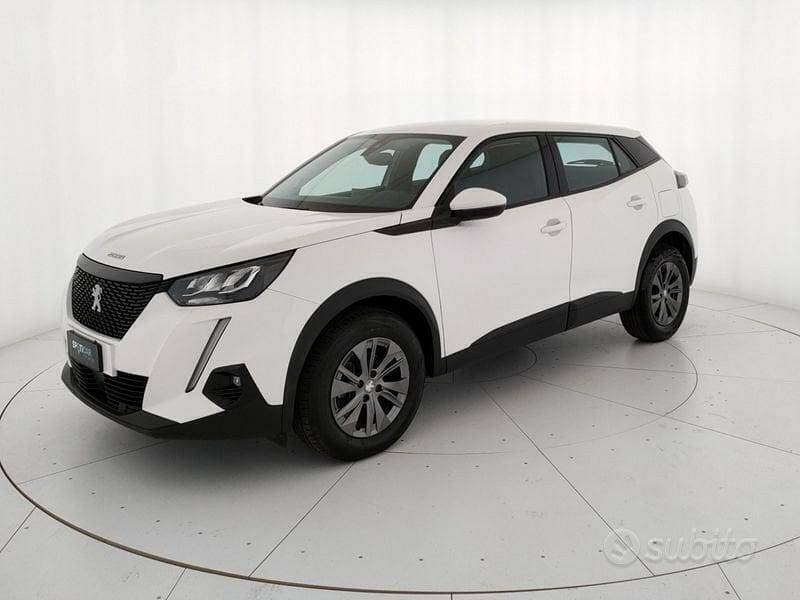 Bianco Usata 2021 Peugeot 2008 Active SUV | 14.400 € (Buon prezzo) - Immagine 1/4