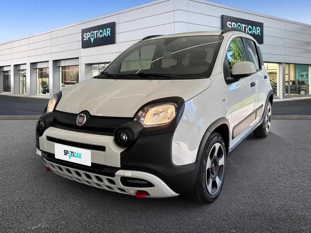 Usata Fiat Panda Cross Cross 70 CV (51 kW) 2023 Utilitaria