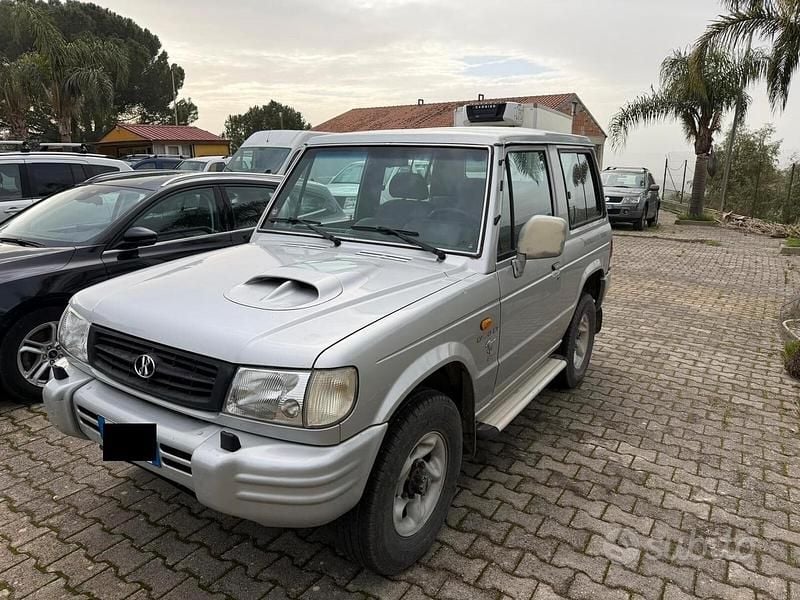 Usata Hyundai Galloper Comfort 99 CV (72 kW) 1999 Grigio SUV