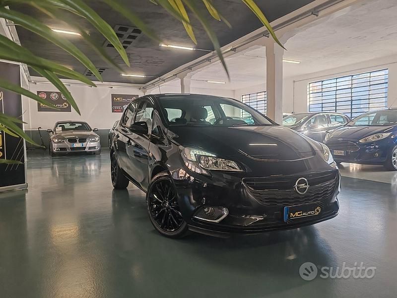 Nero Usata 2017 Opel Corsa Innovation Tre volumi | 7990 € (Buon prezzo) - Immagine 1/4