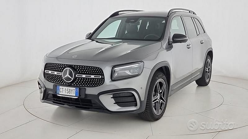 Usata Mercedes GLB220 Advanced Plus 190 CV (139 kW) 2024 Grigio SUV