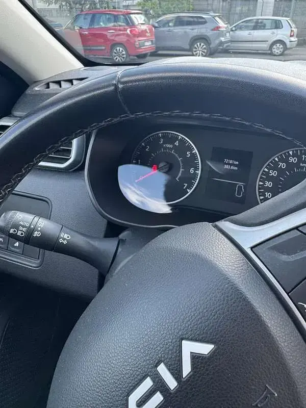 Usata Dacia Duster Journey 101 CV (74 kW) 2023 SUV