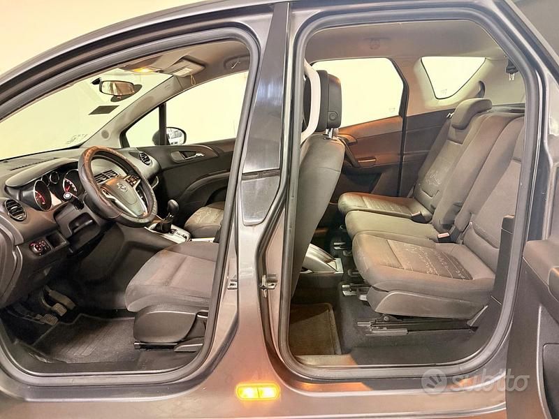 Usata Opel Meriva Cosmo 110 CV (80 kW) 2011 Grigio Monovolume