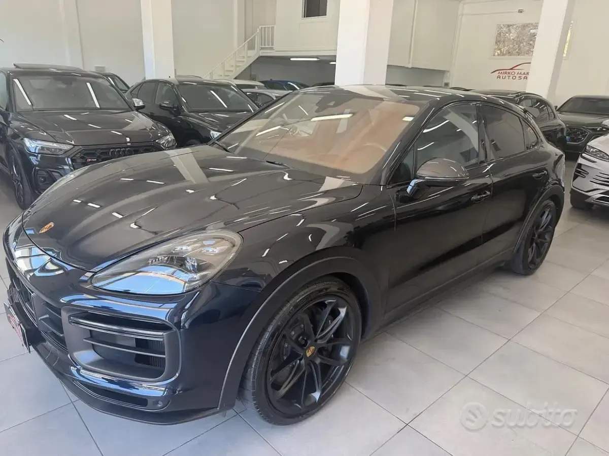 Usata Porsche Cayenne 640 CV (470 kW) 2022 Nero SUV
