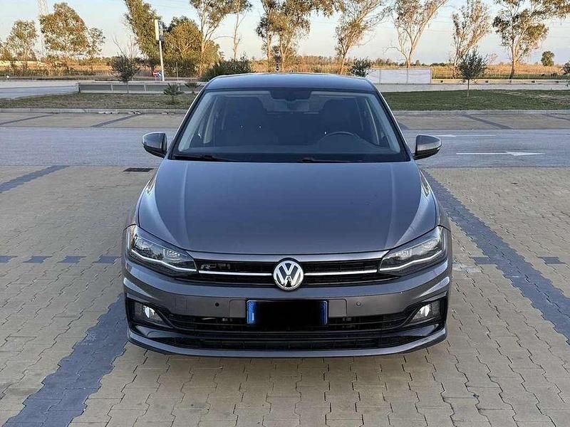 Usata VW Polo Sportline 95 CV (69 kW) 2019 Grigio Berlina