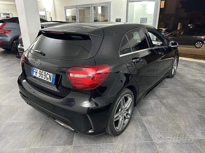 Usata Mercedes A200 Premium 135 CV (99 kW) 2017 Nero Berlina