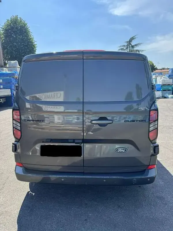 Usata Ford Transit Custom Titanium 136 CV (100 kW) 2024 Grigio Furgone
