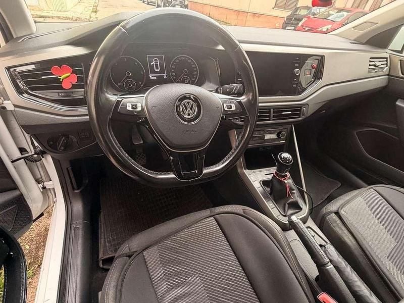 Usata VW Polo Trendline 80 CV (58 kW) 2019 Bianco Utilitaria