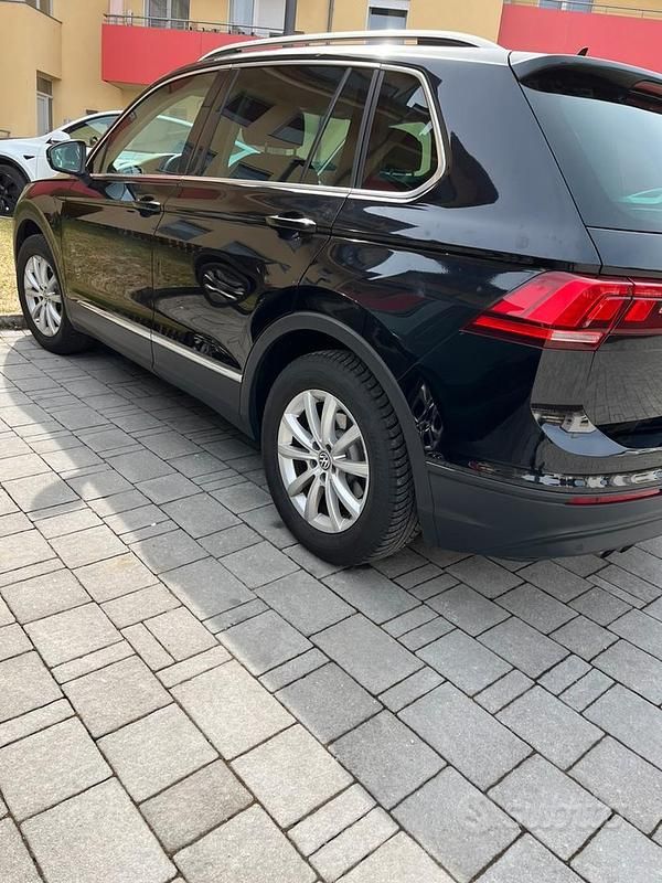 Usata VW Tiguan Business 116 CV (85 kW) 2018 Nero SUV
