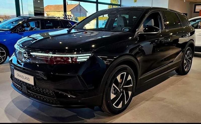 Usata Opel Grandland X 136 CV (100 kW) 2024 Karbon black (metallizzato) SUV
