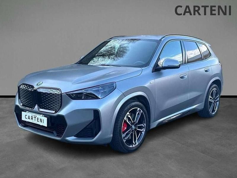 Usata BMW iX1 M Sport 150 kW (204 CV) 2024 Frozen pure grey metallizzato SUV