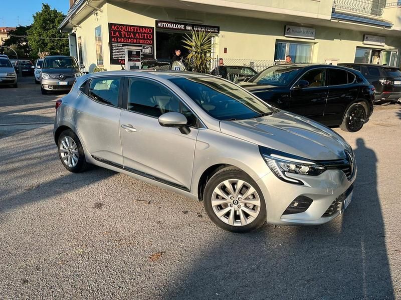 Usata Renault Clio V Intens 91 CV (66 kW) 2022 Grigio Berlina