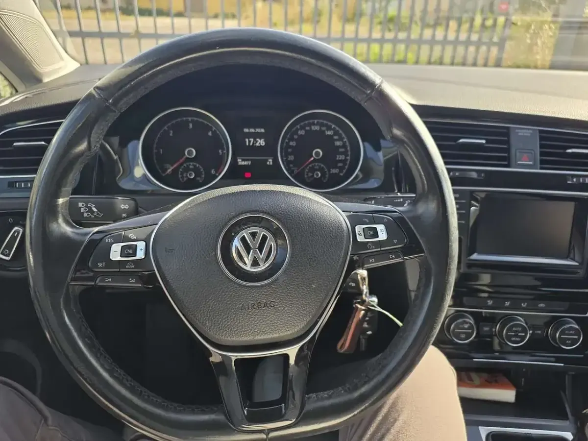 Usata VW Golf VII Comfortline 110 CV (80 kW) 2015 Grigio Station wagon