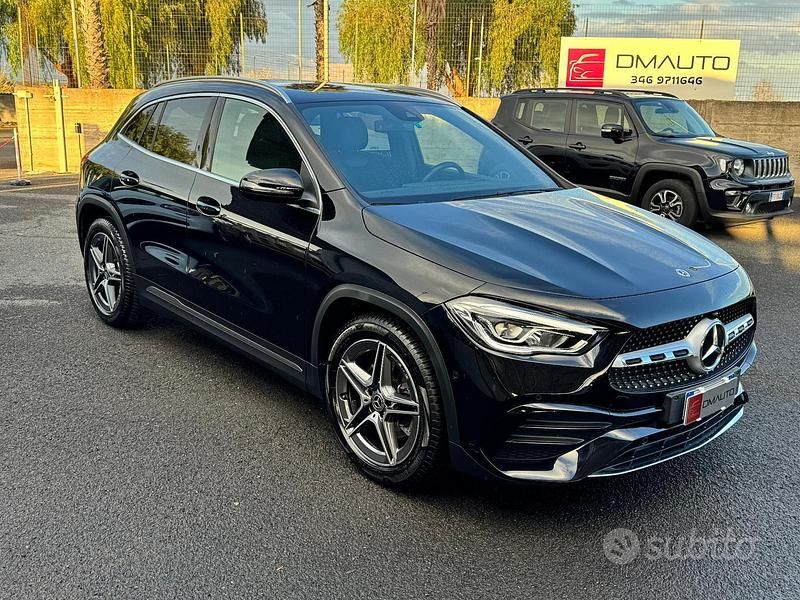 Nero Usata 2023 Mercedes 200 Premium Station wagon | 37.500 € (Cara) - Immagine 1/4