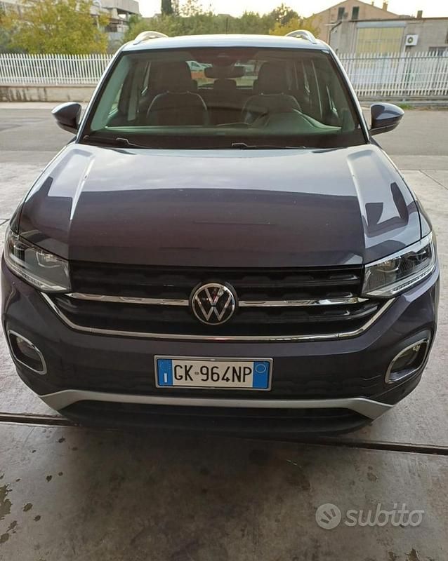 Grigio Usata 2022 VW T-Cross Advance SUV | 17.500 € (Buon prezzo) - Immagine 1/3