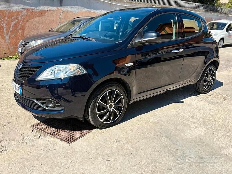 Nero Usata 2018 Lancia Ypsilon Utilitaria | 7900 € (Ottimo prezzo) - Immagine 1/4