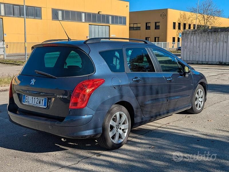 Usata Peugeot 308 112 CV (82 kW) 2012 Berlina