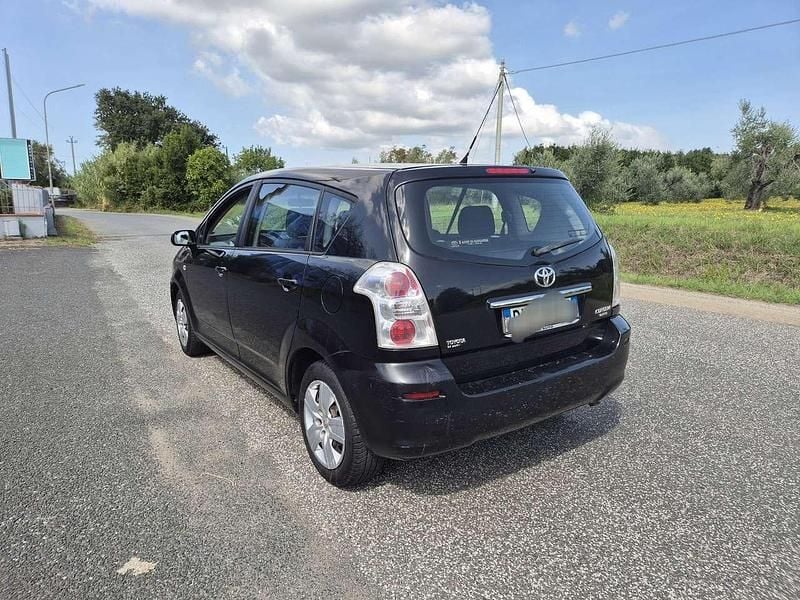 Usata Toyota Corolla Verso 110 CV (80 kW) 2008 Nero Monovolume