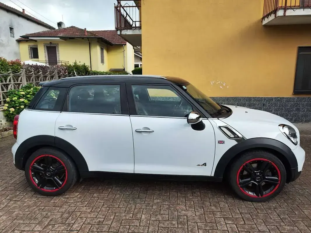 Usata Mini Cooper S Countryman 184 CV (135 kW) 2011 Bianco SUV
