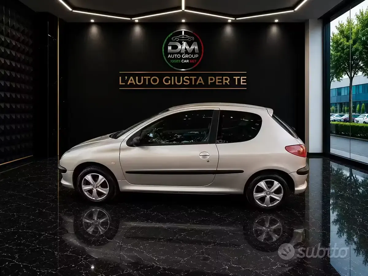 Usata Peugeot 206 60 CV (44 kW) 2004 Grigio Berlina