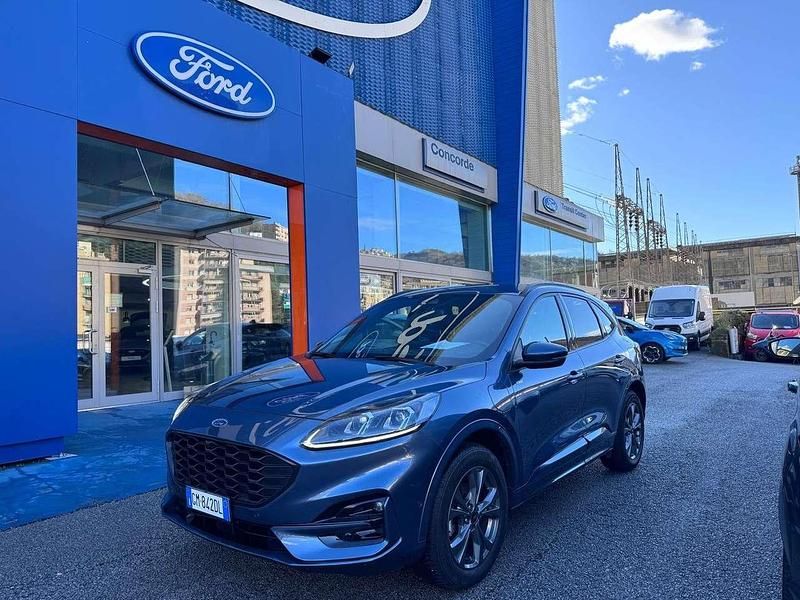 Usata Ford Kuga ST-Line X 152 CV (111 kW) 2023 Blu/azzurro SUV