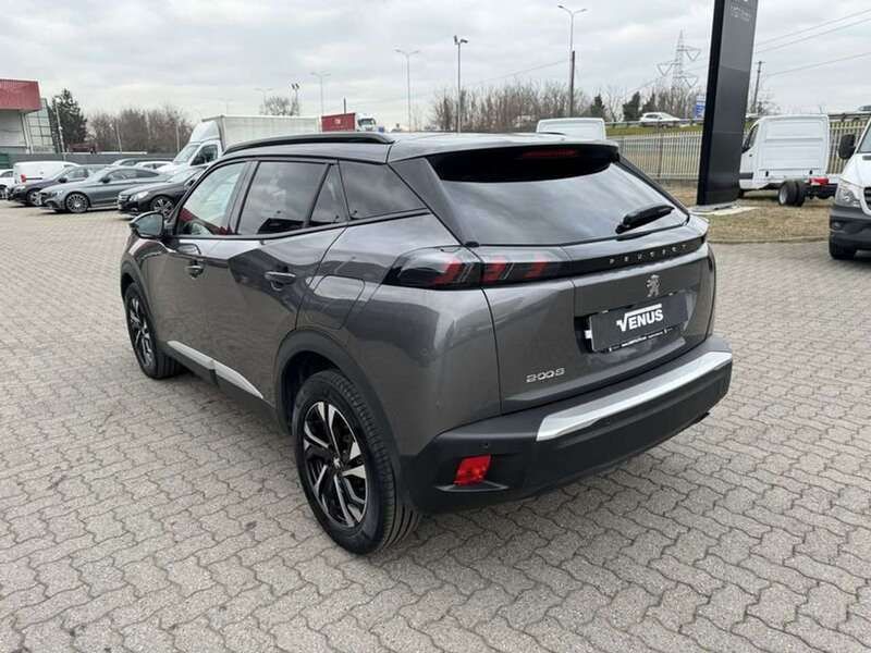 Usata Peugeot 2008 Allure 102 CV (75 kW) 2021 Grigio SUV