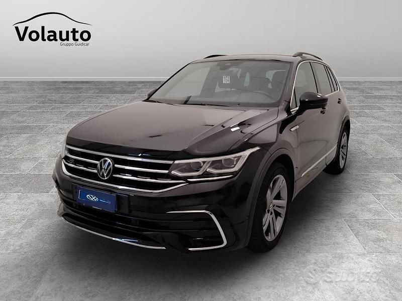 Usata VW Tiguan R-line 150 CV (110 kW) 2022 Grigio SUV