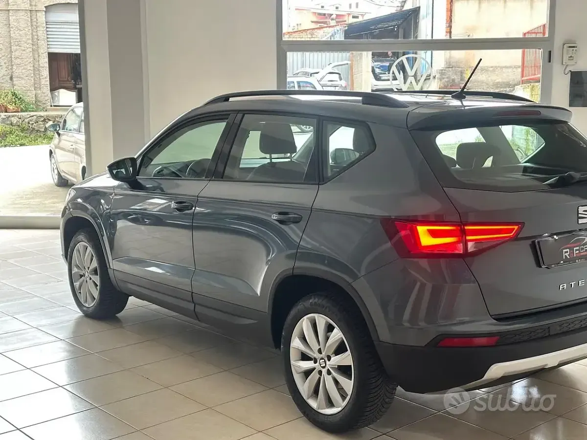 Usata Seat Ateca 4Drive 150 CV (110 kW) 2017 Grigio SUV
