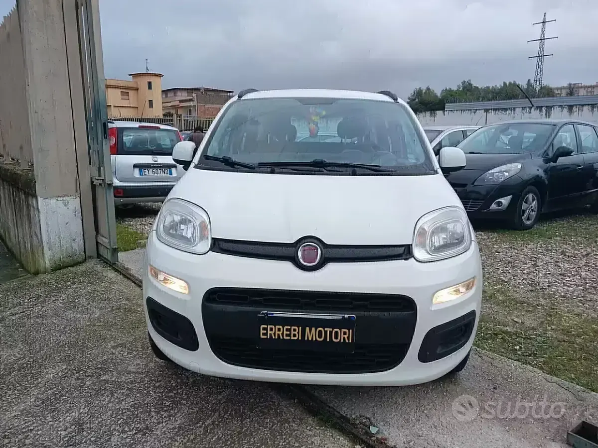Usata Fiat Panda Lounge 80 CV (58 kW) 2014 Utilitaria