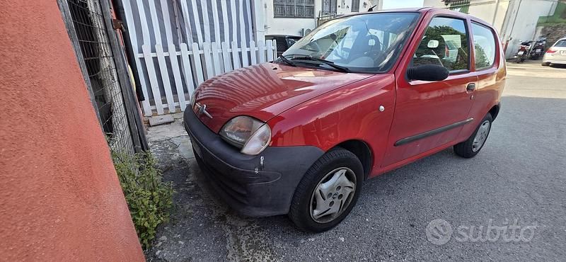 Usata Fiat 600 54 CV (39 kW) 2007 Rosso Utilitaria