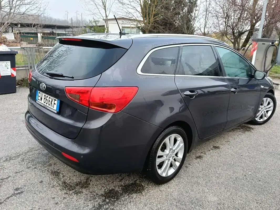 Usata Kia Ceed LX 90 CV (66 kW) 2014 Utilitaria