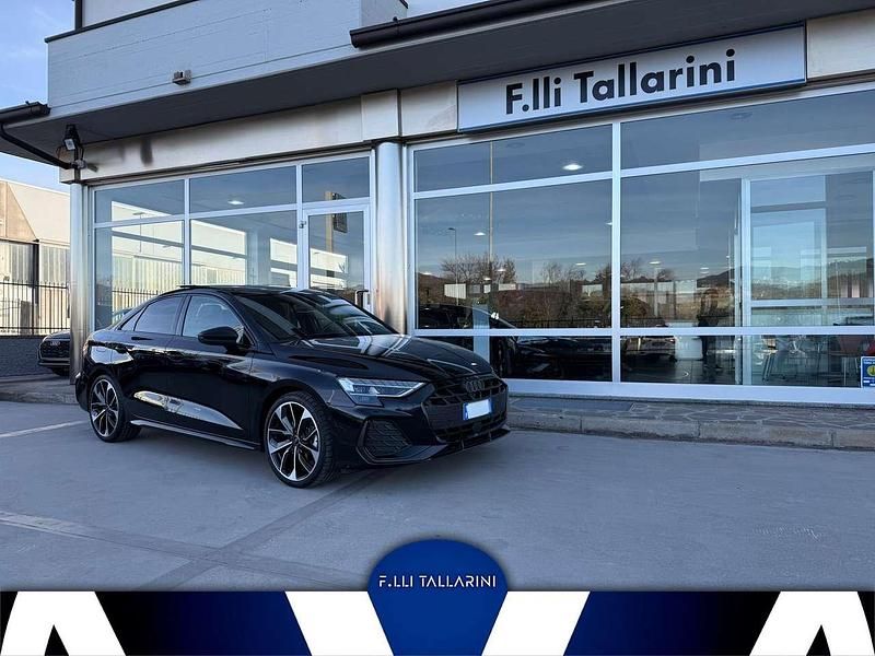 Nero mito metallizzato Usata 2024 Audi A3 S-Line Tre volumi | 38.000 € (Molto cara) - Immagine 1/4