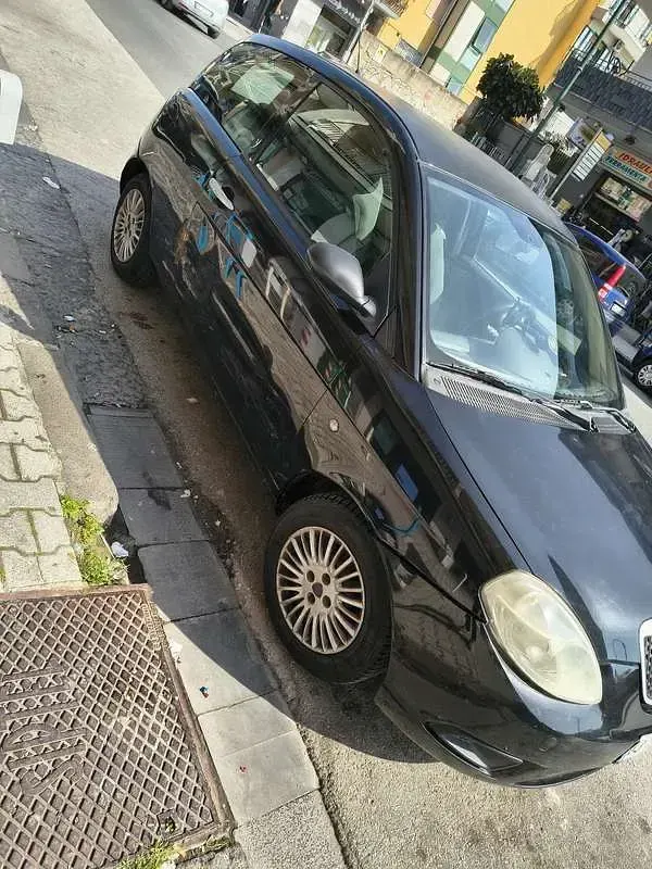 Usata Lancia Ypsilon 60 CV (44 kW) 2007 Utilitaria