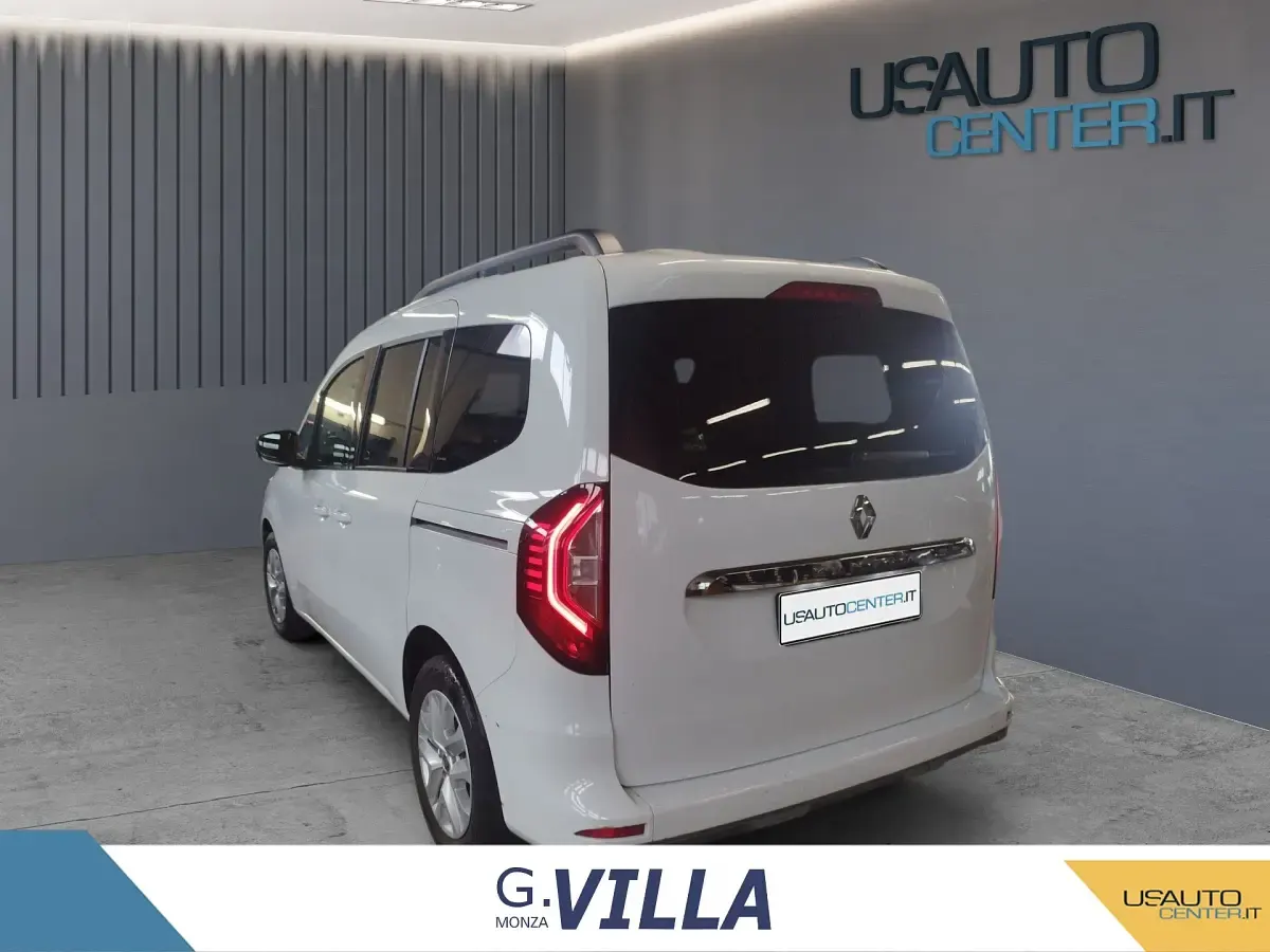 Usata Renault Kangoo Edition One 102 CV (75 kW) 2022 Bianco Monovolume