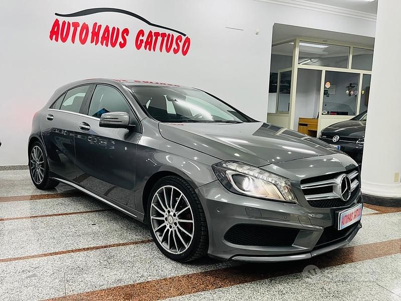 Usata Mercedes A180 AMG 109 CV (80 kW) 2015 Grigio Berlina