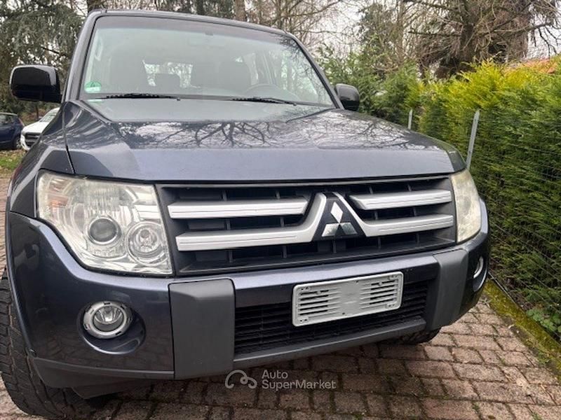 Usata Mitsubishi Pajero 171 CV (125 kW) 2008 Gray SUV
