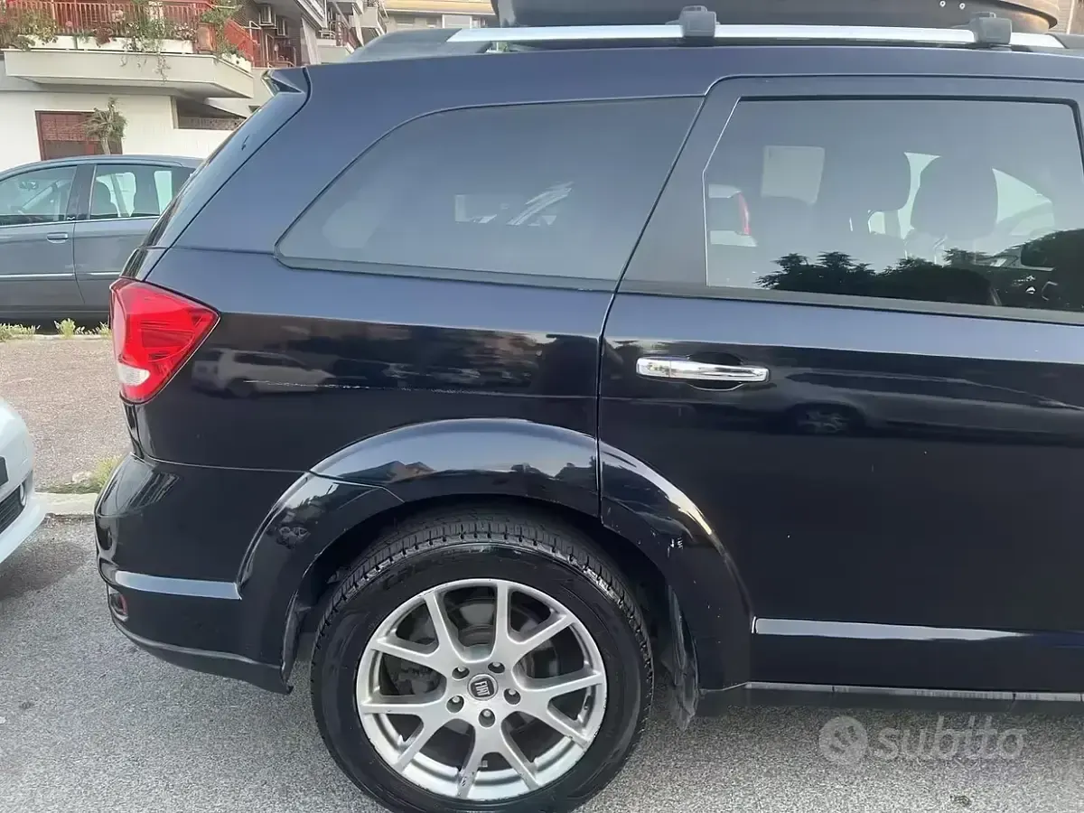 Usata Fiat Freemont 170 CV (125 kW) 2012 Blu SUV