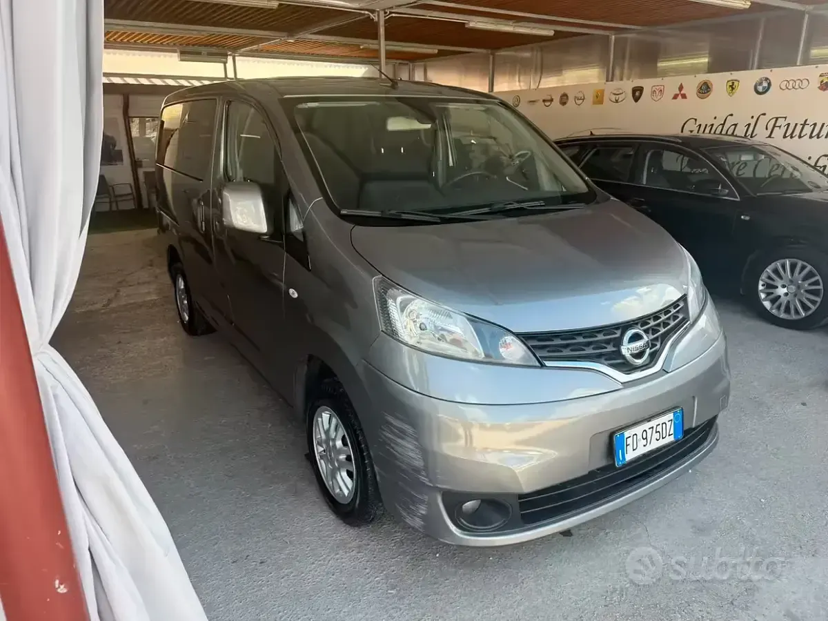 Usata Nissan Evalia 110 CV (80 kW) 2016 Grigio Monovolume