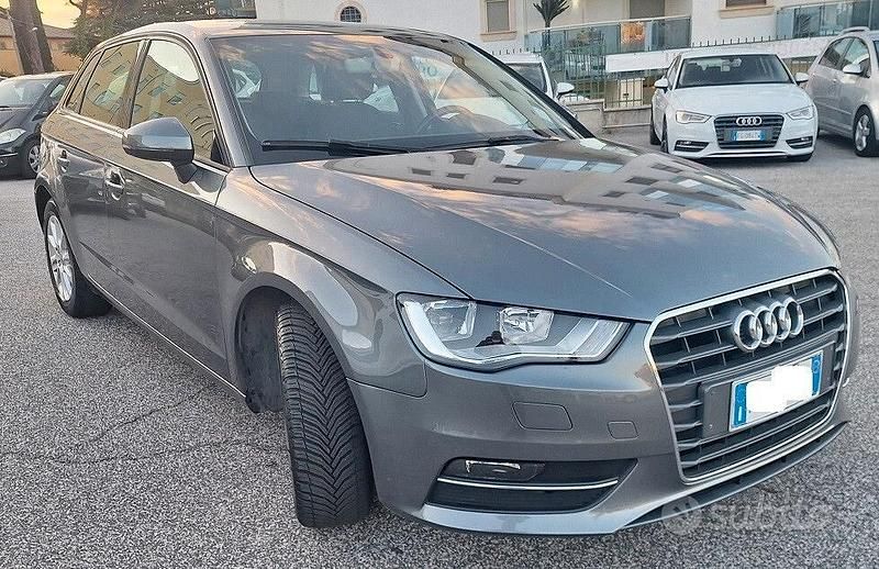 Usata Audi A3 Ambition 110 CV (80 kW) 2015 Grigio Berlina