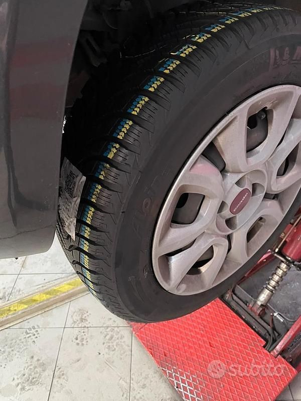 Usata Fiat Panda 85 CV (62 kW) 2018 Grigio Utilitaria