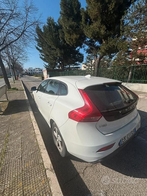 Usata Volvo V50 2013 Bianco Station wagon