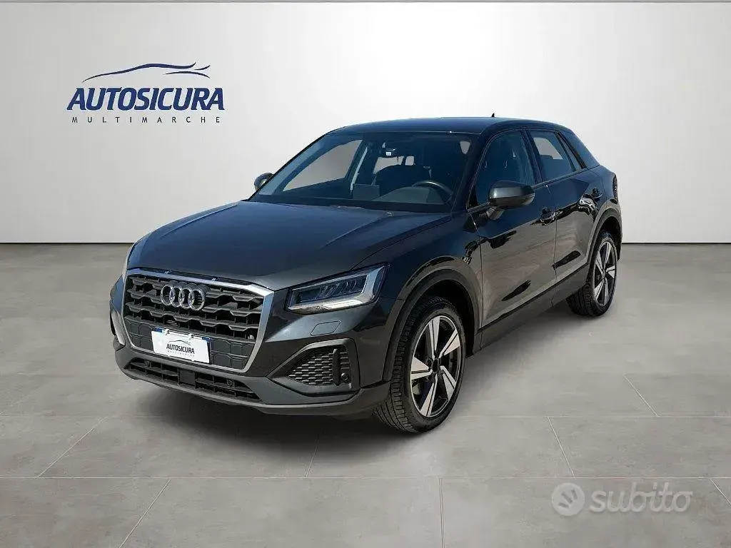 Usata Audi Q2 Admired 150 CV (110 kW) 2023 Grigio SUV