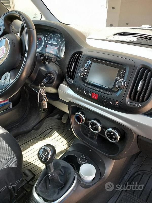 Usata Fiat 500L Lounge 85 CV (62 kW) 2013 Grigio Monovolume