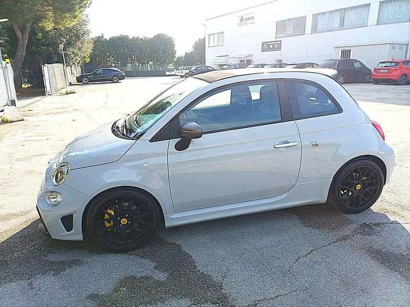 Usata Abarth 595C Turismo 165 CV (121 kW) 2019 Cabrio